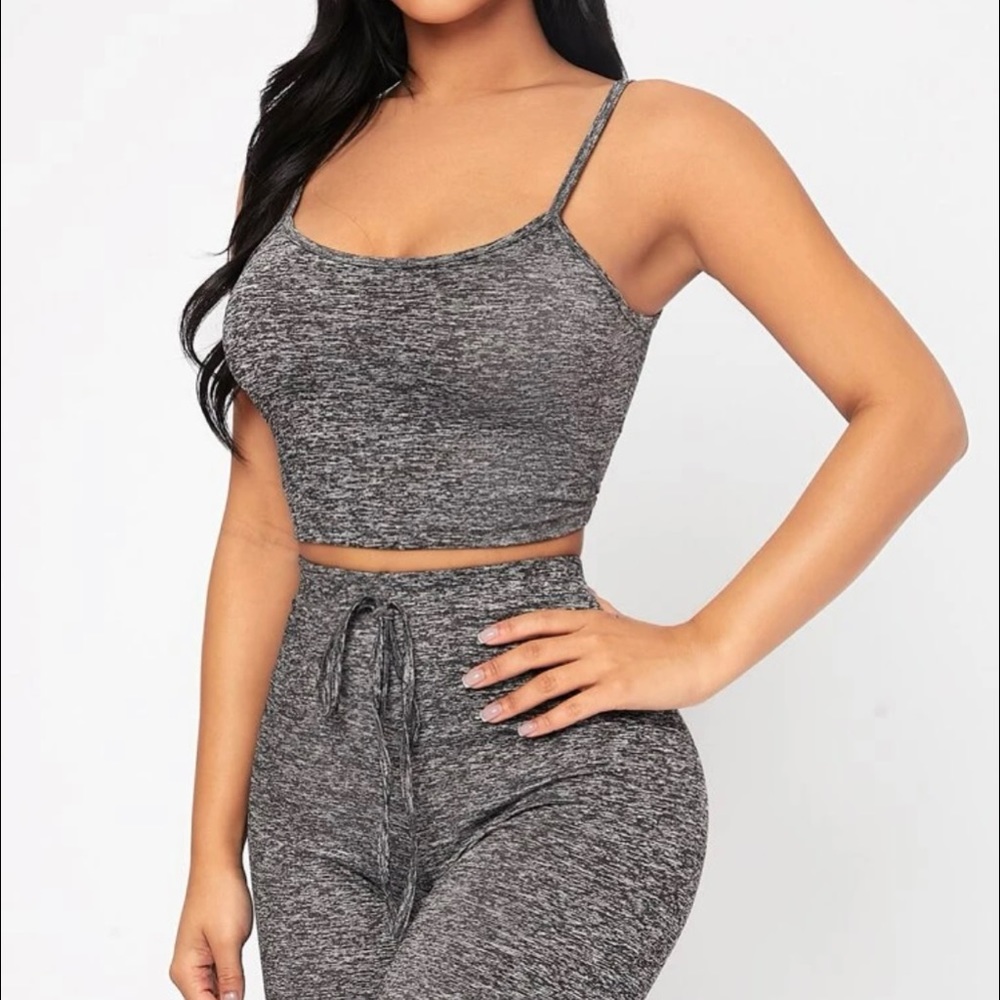 Comfy 2 piece - Picture 3 of 6